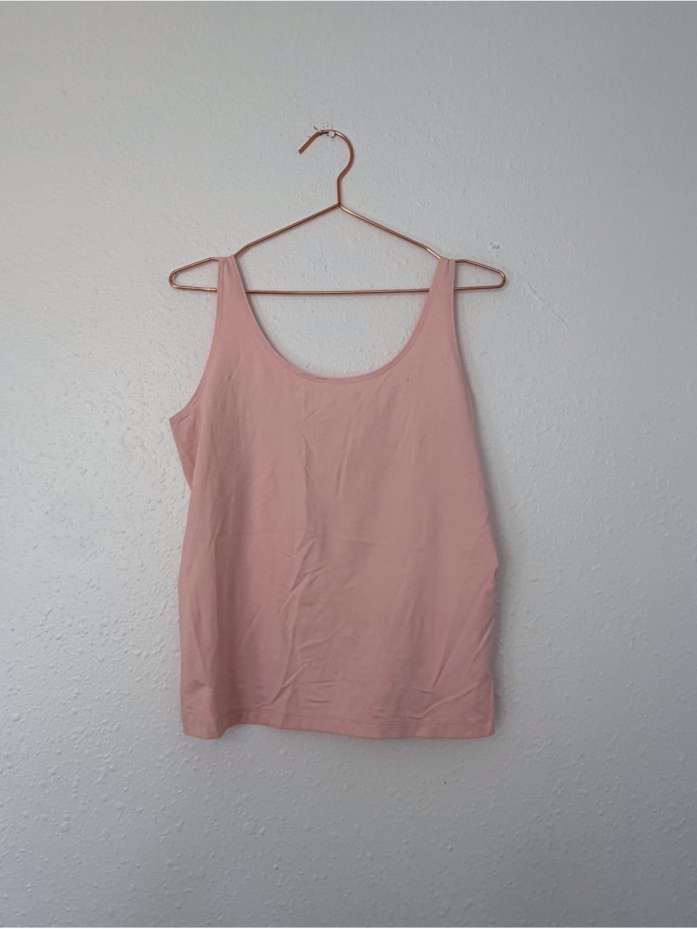 Chico adjustible strapWomen's Pink Scoop Neck Tank Top